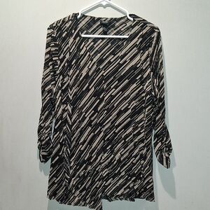 Elegant Women's V-Neck Blouse